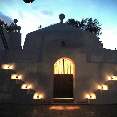 Il Pangolo Con Trullo Vicino Al Mare Carovigno