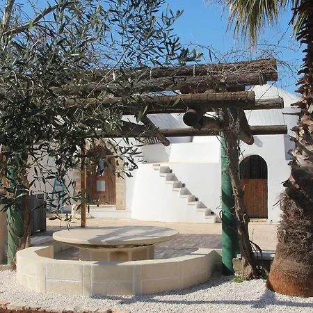 Il Pangolo Con Trullo Vicino Al Mare Holiday home Carovigno